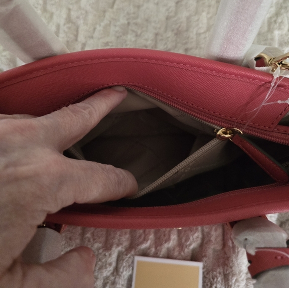 Michael Michael Kors Jet Set Travel XS Tote In Light Berry. NWT - Picture 16 of 16